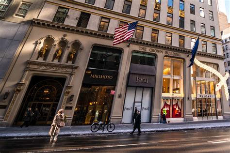 shopping on fifth avenue nyc